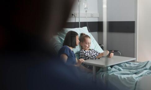 入院中の暇つぶしの方法は？スマホ以外で家族と楽しむには？おすすめのゲームを紹介